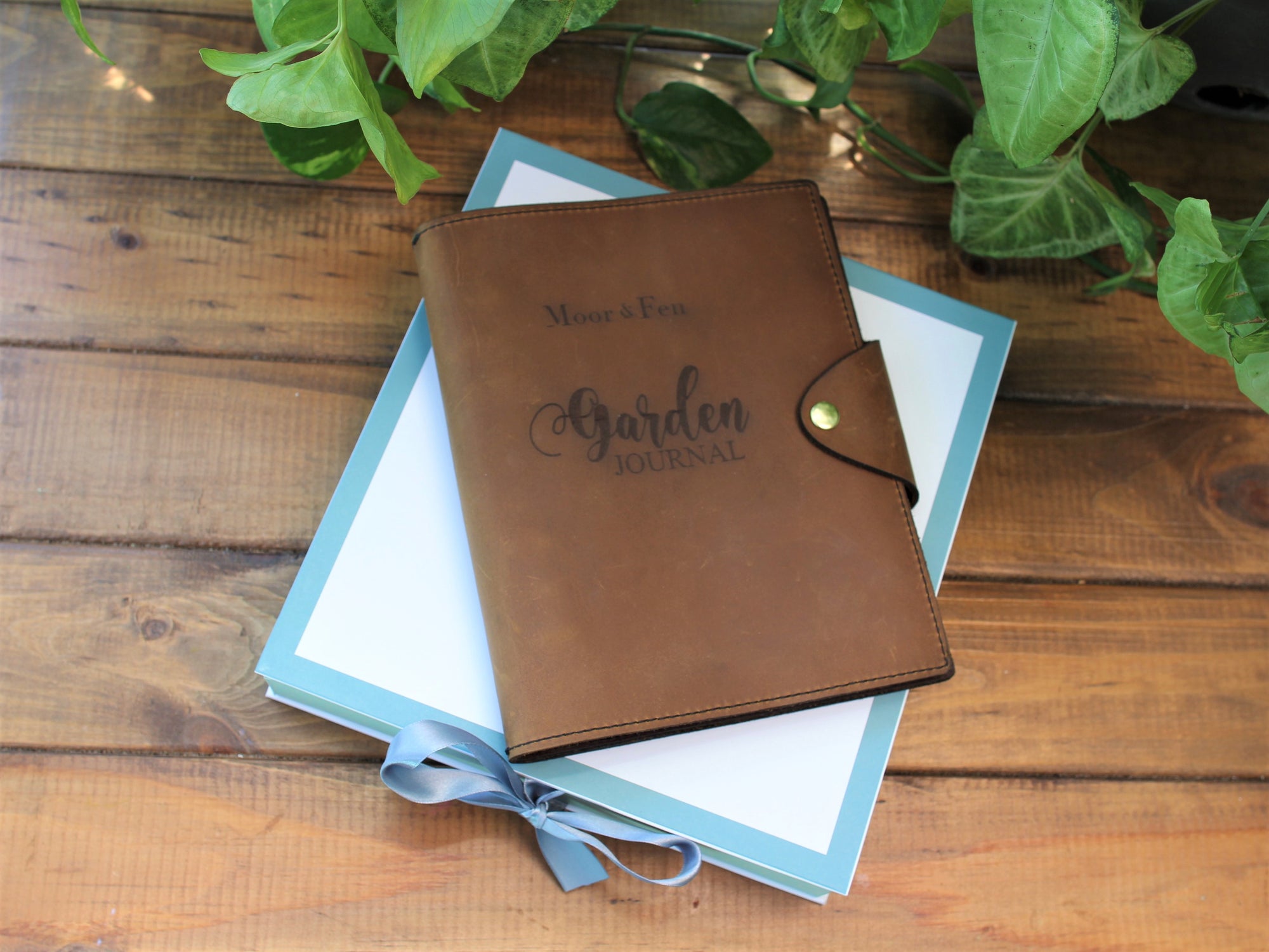 Leather Gardening Journal Gift Set ⎹ Garden Journal ⎹ Large Gift Box